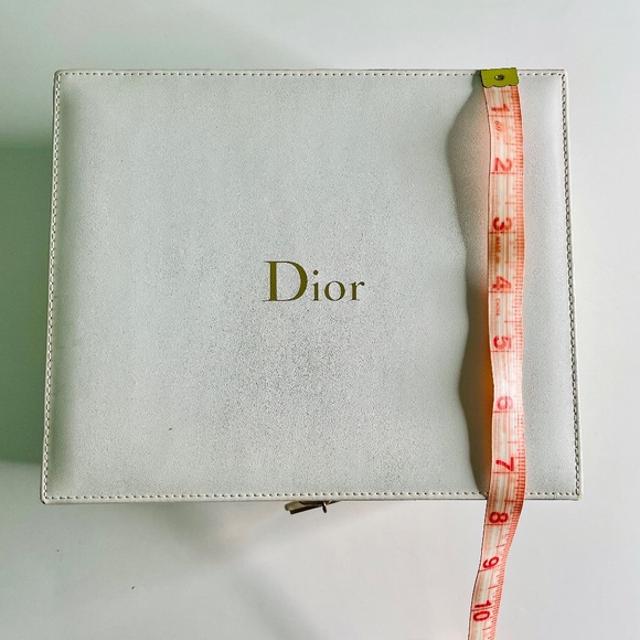 Christian Dior Parfums White Faux Leather "D" Charm Empty Storage Gift Box - Picture 14 of 16
